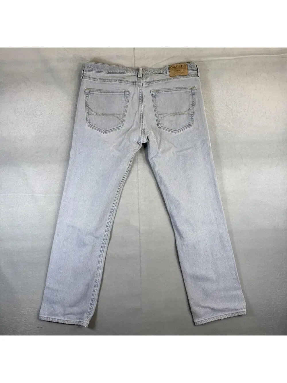 VTG Hollister Jeans Mens 34x30* Blue Slim Straight Light Wash Faded Denim Y2K